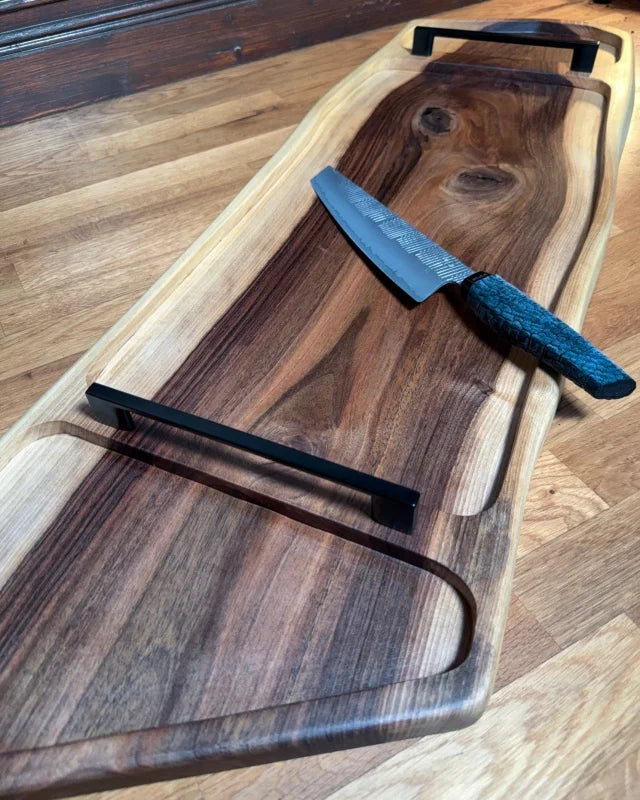 Pitmaster Board Eclipse – Nussbaum | 95×30×2,5 cm | mit 3 Design-Ausfräsungen
