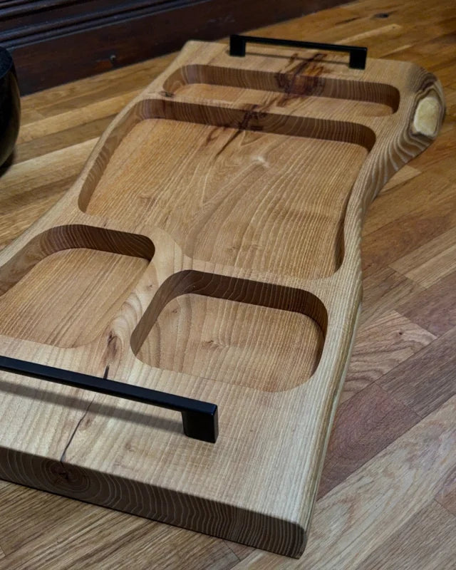 Pitmaster Board QuadraFlow – Eiche | mit Schwarzgriffen | 71×34×4 cm