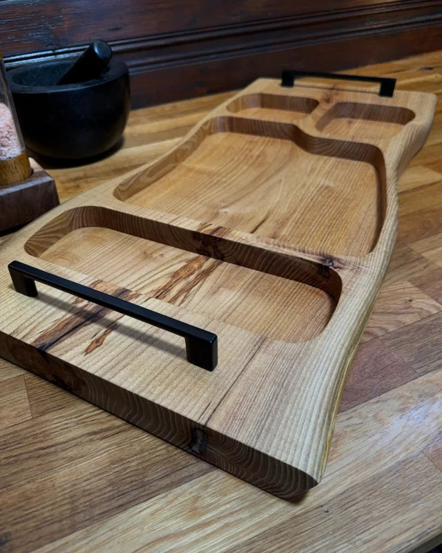 Pitmaster Board QuadraFlow – Eiche | mit Schwarzgriffen | 71×34×4 cm