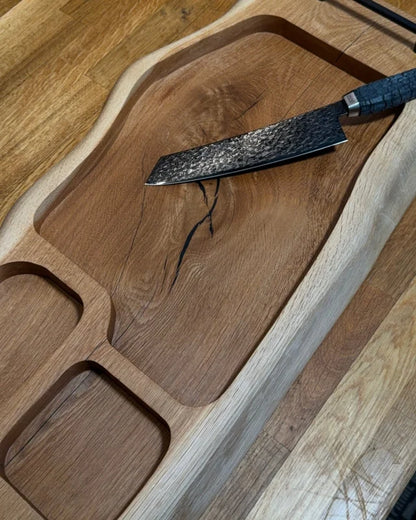 Pitmaster Board Wingline – Eiche | mit Schwarzgriffen | 70×30×4 cm