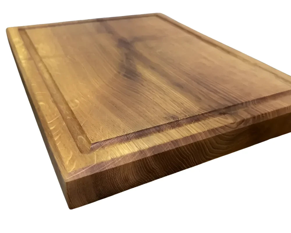 Detail: massives Eiche Schneidebrett Facegrain aus einem Stück, 4 cm Stärke