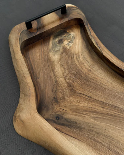 The Pitmaster Stage – Nussbaum-Board mit Charakter | 80 x 33 x 4cm