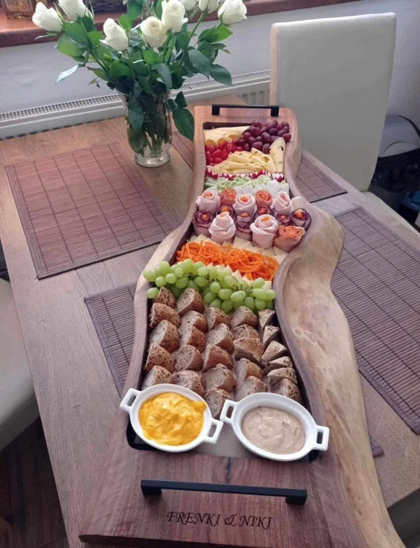 UNIKAT: Smoky Swag – Elegantes Holz Servierbrett XXL aus Esche für Buffets & Grillen | 100 x 35 x 4 cm
