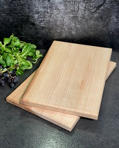 Helles Vesperbrett aus Esche – handgefertigtes Holzbrett von wood & more