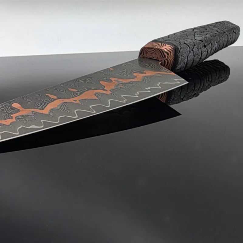 Cu-Mai Raptor Evolution Limited als elegantes Küchenmesser mit dunkler Klinge